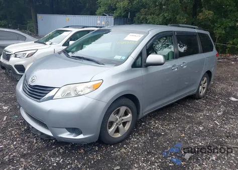 2014 Toyota Sienna Le V6 8 Passenger from USA, damaged, VIN 5TDKK3DC4ES519064